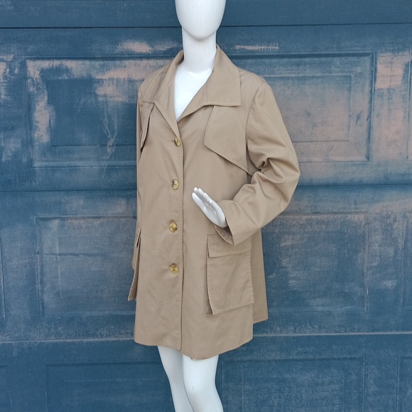 LADIES CANADIAN MADE COTTON POLY BLEND VINTAGE TRENCH COAT /JACKET(VINTAGE) - Picture 9 of 17